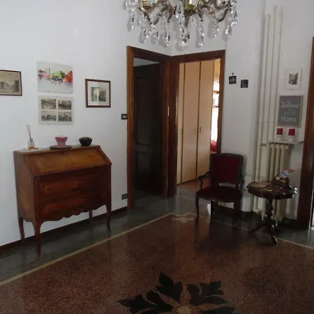 Domus Al Castello Apartman Genova